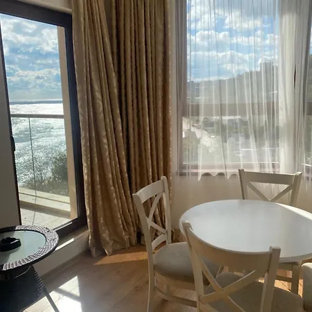 Blu Cabakum Plaza Apartment Varna